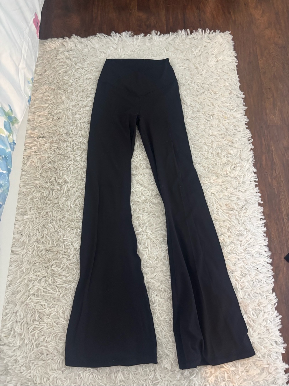 American Eagle Outfitters Black High-Rise Flare Leggings